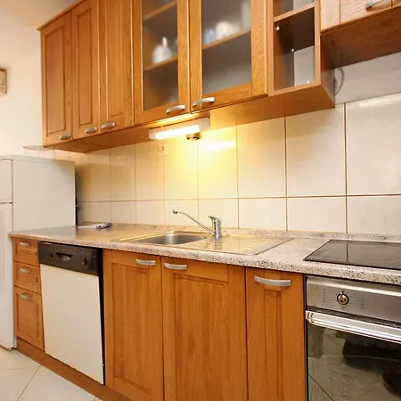 - 10315 Apartman Split